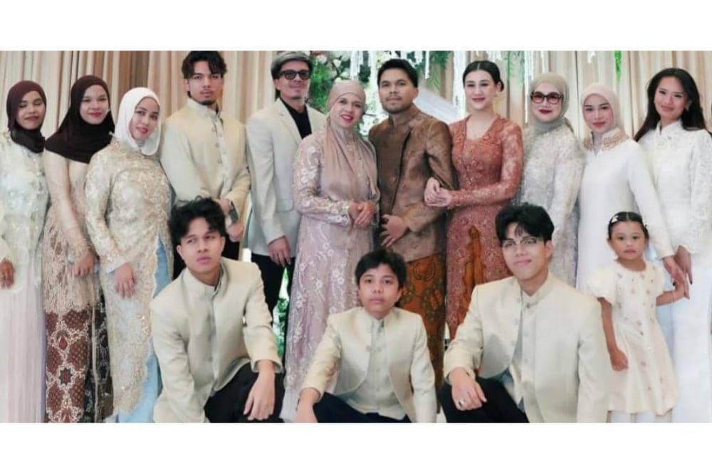 Instagram.com/thariqhalilintar