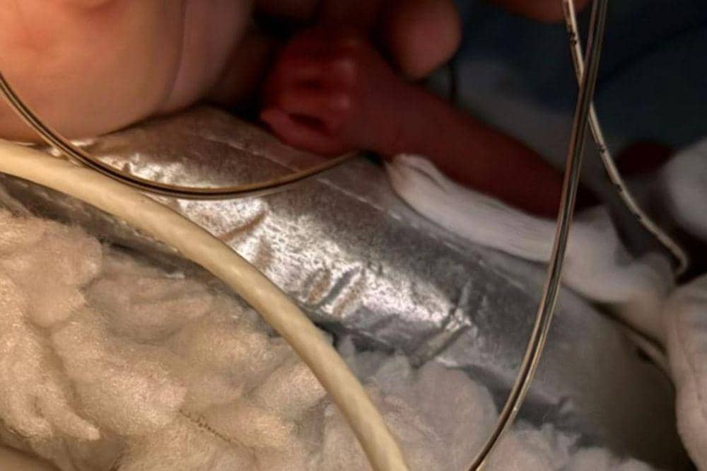 Tiktok.com/@ghinaroesman