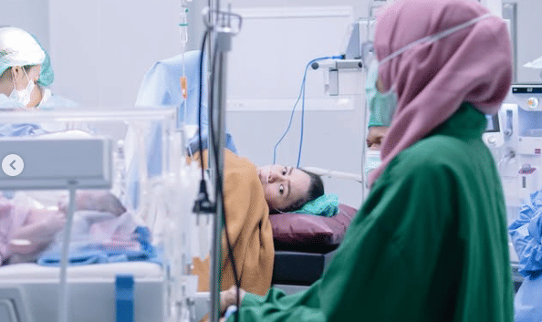 instagram.com/jelitaramlan