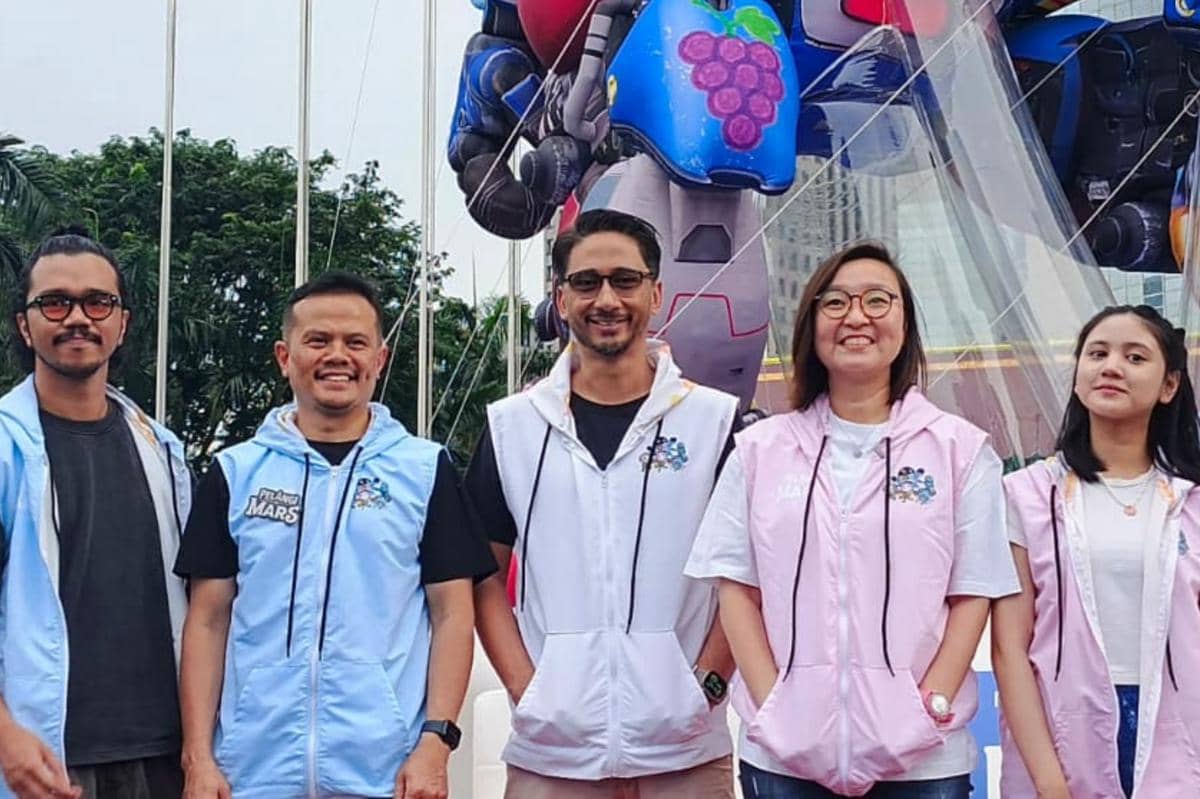 pemeran utama film Pelangi di Mars