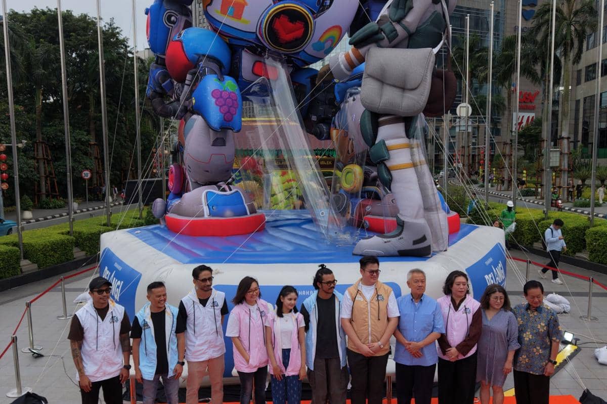 Instalasi balon raksasa