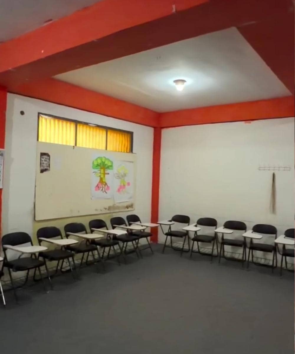 Sekolah SMK Kesehatan Gapura Merah Putih