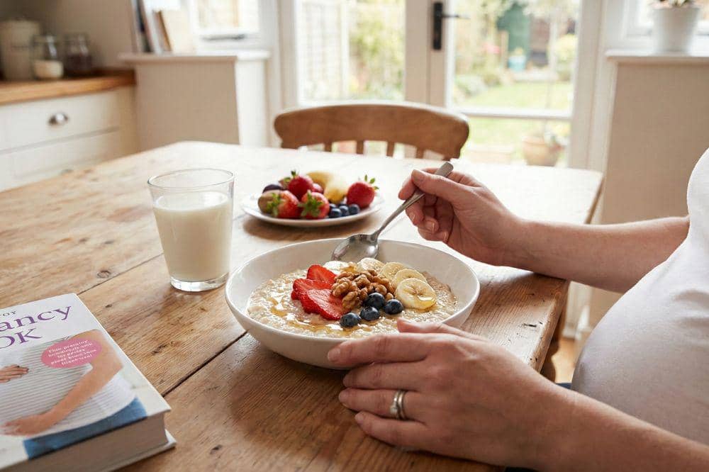 7 Kandungan Oatmeal untuk Ibu Hamil, Sarapan Sehat Kaya Serat