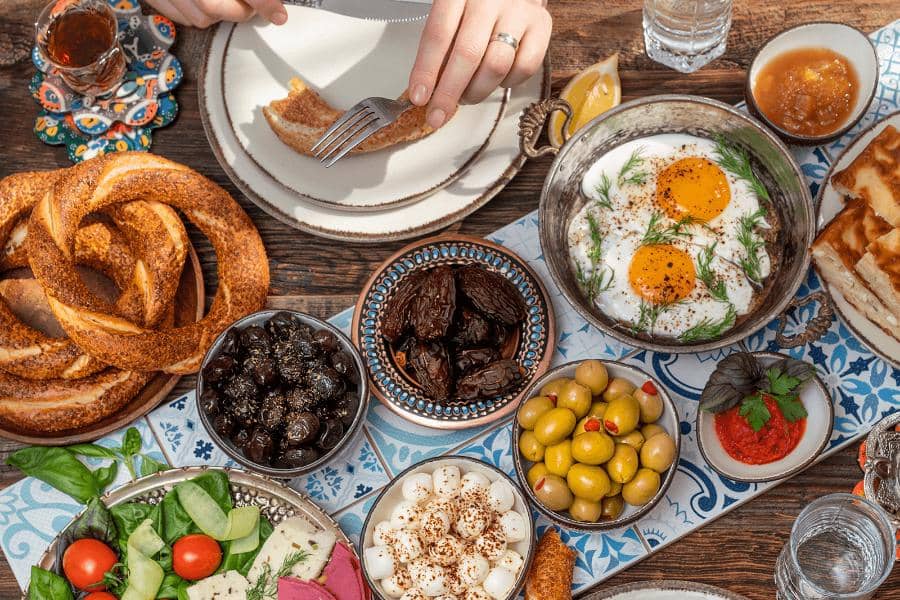 5 Menu Sahur Full Gizi untuk Ibu Menyusui, Mudah Bikinnya!