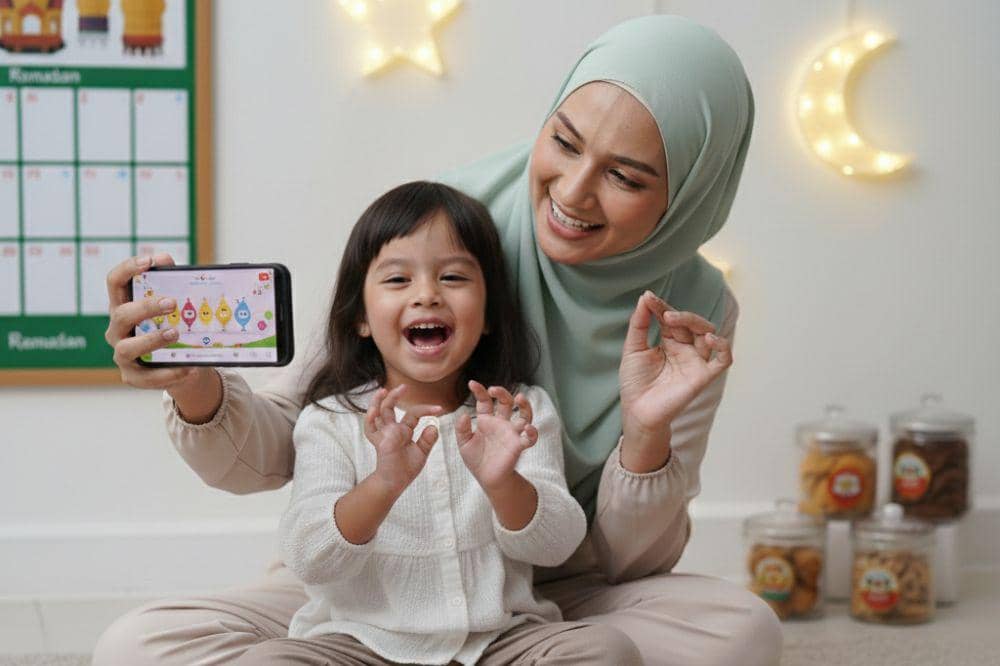 Bernyanyi lagu huruf hijaiyah