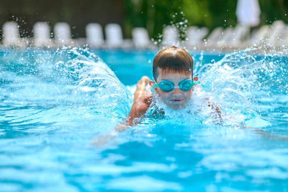 apakah boleh berenang saat puasa