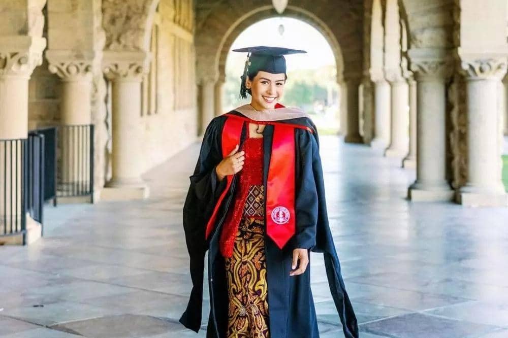 6 Artis Indonesia yang Pernah Dapat Beasiswa LPDP, Kampusnya Top Dunia.jpg