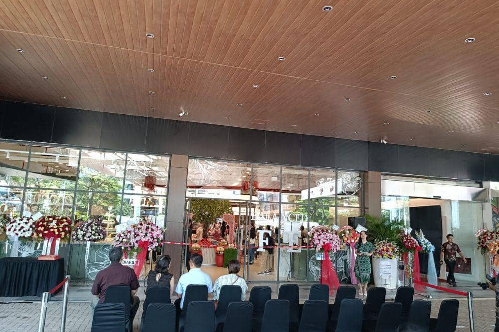 Supermarket di PIM 5 Kini Lebih Nyaman untuk Belanja Keluarga