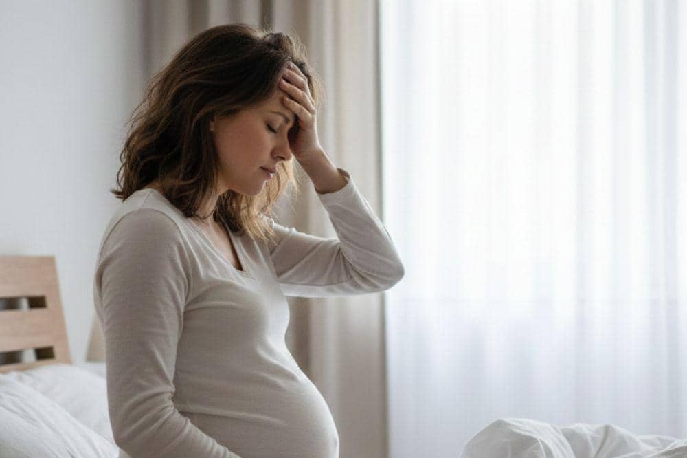 Ibu Hamil Sering Sempoyongan saat Bangun Tidur? Ini Penyebabnya  