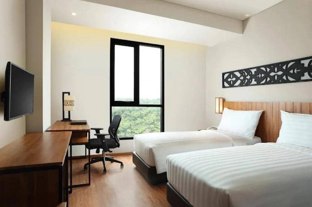 6 Hotel Dekat Bandara Pekanbaru, Solusi Anti Terlambat Kejar Pesawat.jpg