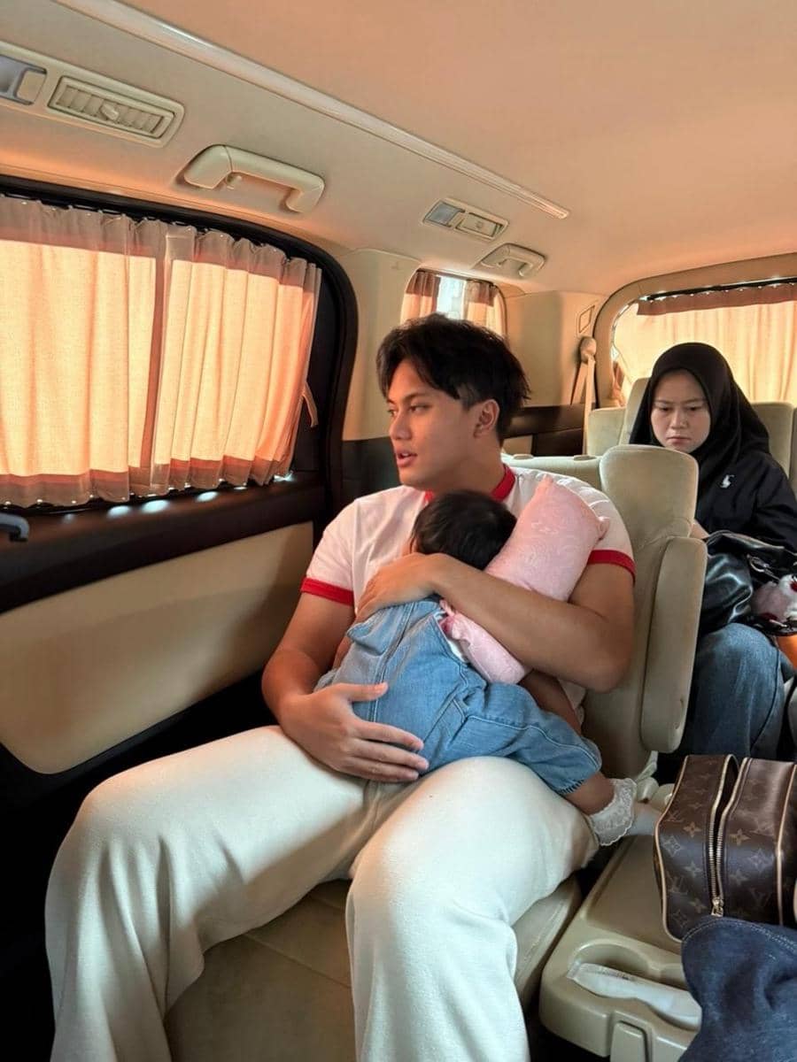 Instagram.com/rizkyfbian