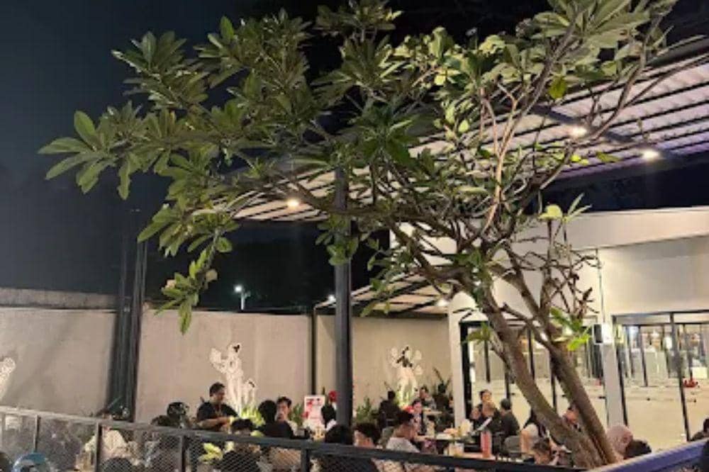 7 Tempat Makan 24 Jam di Jakarta Timur yang Layak Dicoba