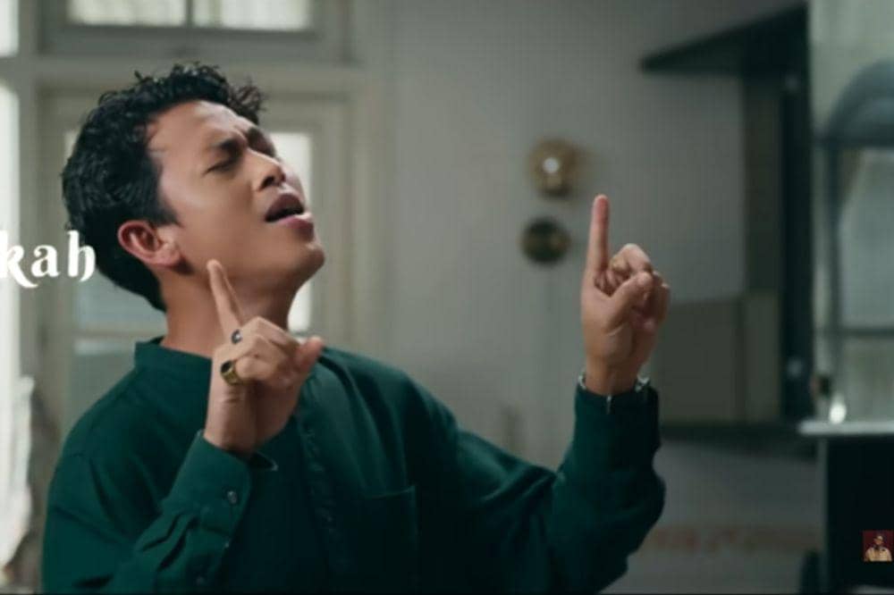 Lagu Ramadhan Penuh Cinta - Budi Doremi