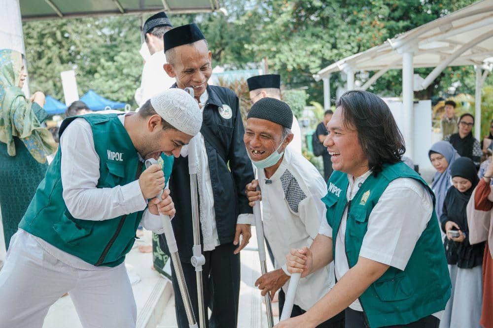 Fadil Jaidi Ajak Peduli Marbot Lewat Gerakan Masjid Bersih (4).jpg