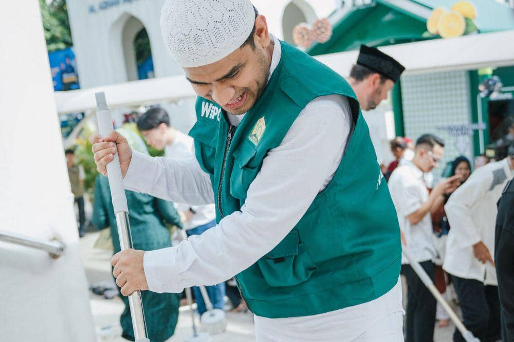 Fadil Jaidi Ajak Peduli Marbot Lewat Gerakan Masjid Bersih (2).jpg