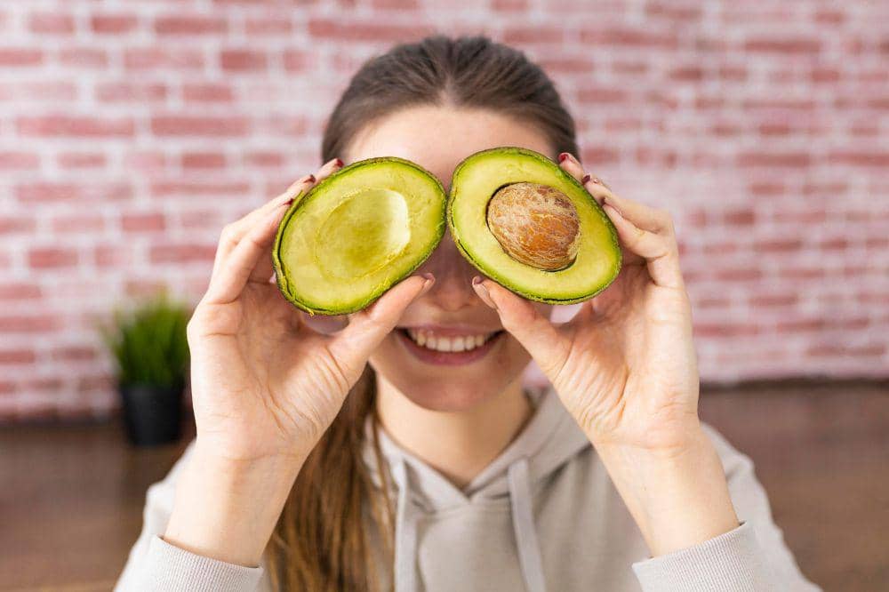 7 Makanan untuk Mengatasi Wajah Kusam saat Hamil 1