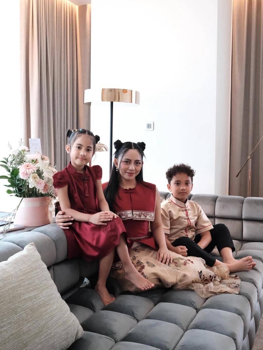 rachel vennya dan anak-anaknya