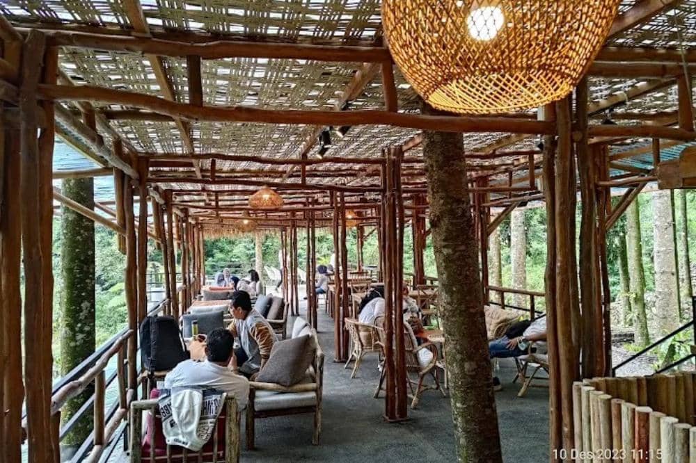 9 Tempat Makan 24 Jam di Bogor, Cocok untuk Nongkrong Tengah Malam.jpg