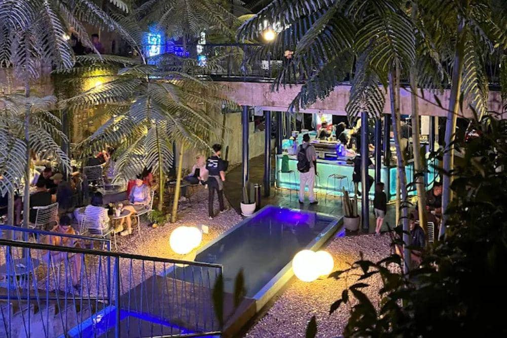 9 Tempat Makan 24 Jam di Bogor, Cocok untuk Nongkrong Tengah Malam.jpg