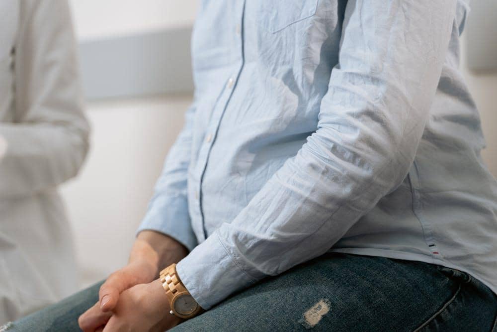 ilustrasi ibu hamil akan melahirkan