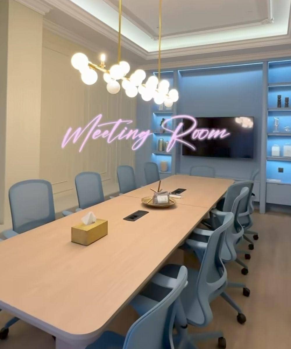 6 Foto Ruang Kerja Karyawan di Kantor Tasya Farasya 1