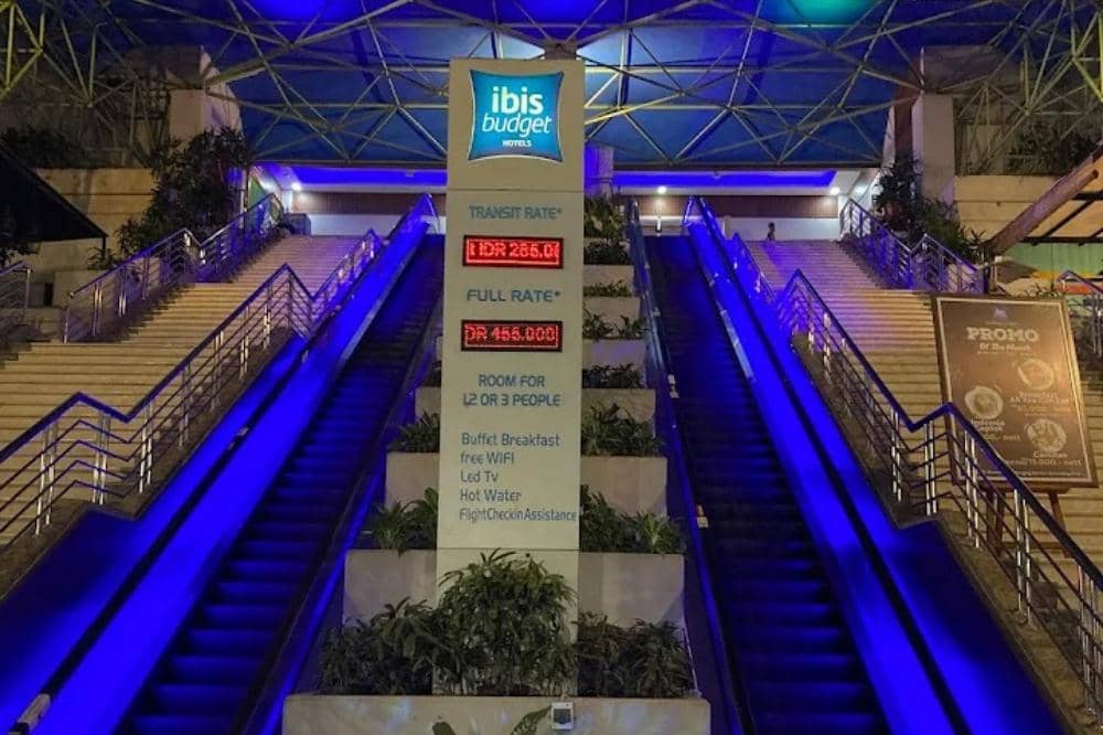 6 Rekomendasi Hotel Dekat Bandara Juanda Surabaya, Aksesnya Cepat.jpg