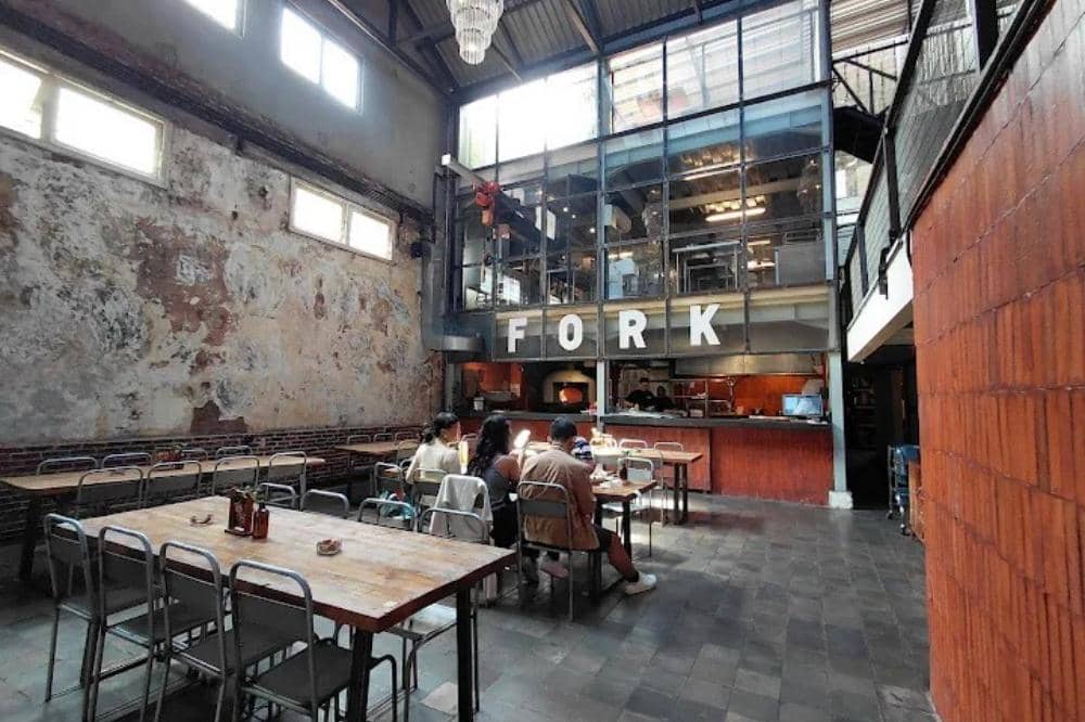 8 Tempat Makan 24 Jam di Bandung, Pilihan Kuliner Malam Paling Dicari.jpg