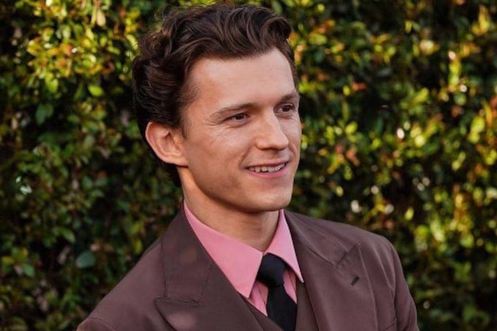 Lagi Viral, Ini 7 Fakta Keluarga Tom Holland Suami Zendaya