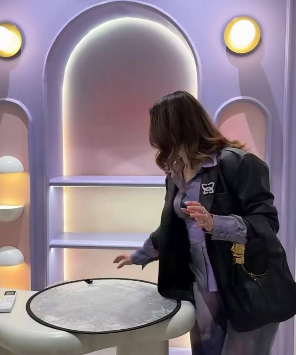 6 Foto Ruang Kerja Karyawan di Kantor Tasya Farasya 4