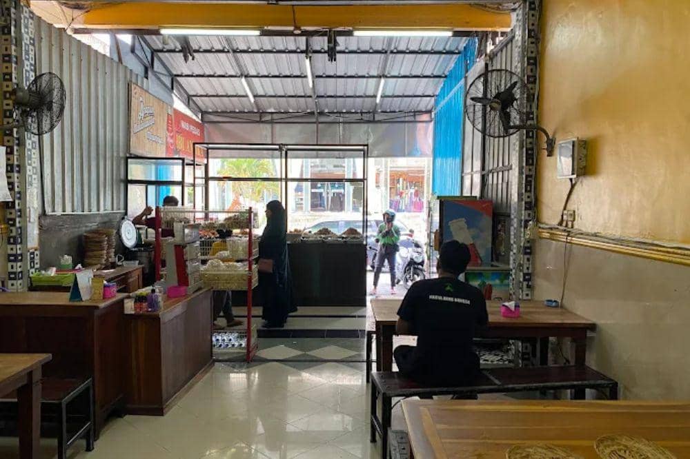 6 Tempat Makan 24 Jam di Bali, dari Legendaris hingga Kekinian