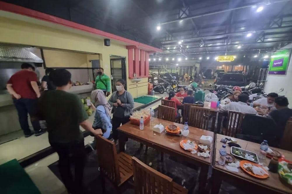 5 Tempat Makan 24 Jam di Surabaya yang Wajib Mama Kunjungi
