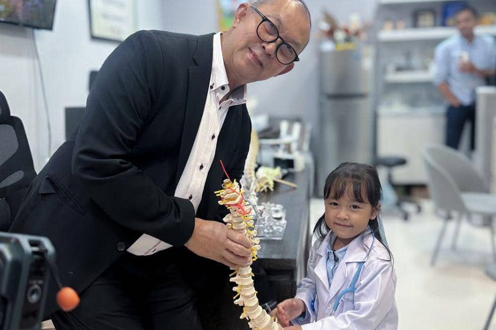 Kisah Nala, Gadis 5 Tahun yang Fasih Ngobrol soal Tulang dengan Ahlinya