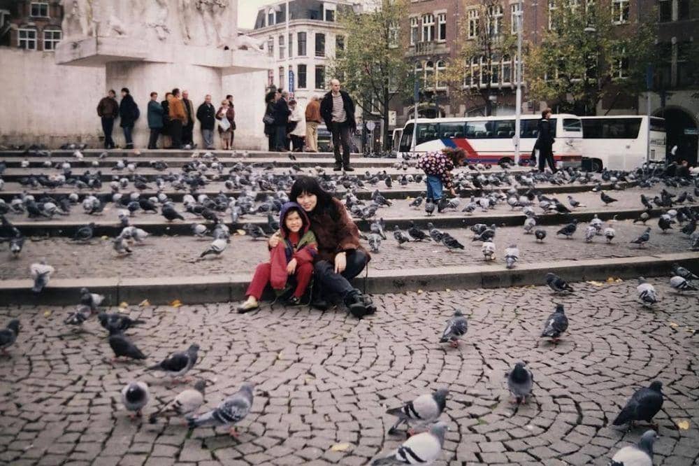 8 Fakta Keluarga Isyana Sarasvati 5