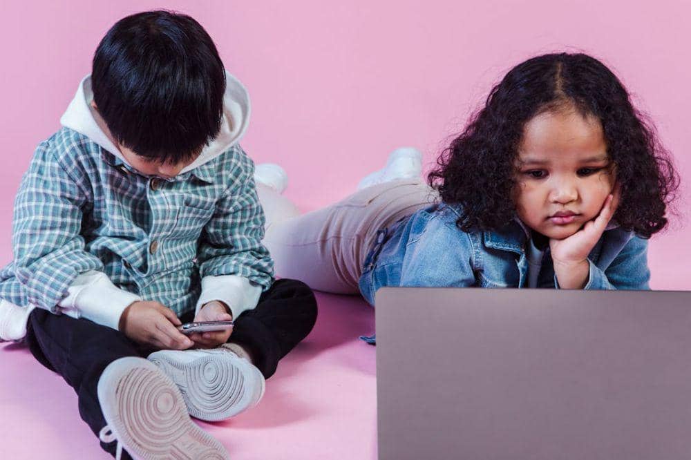 anak bermedia sosial