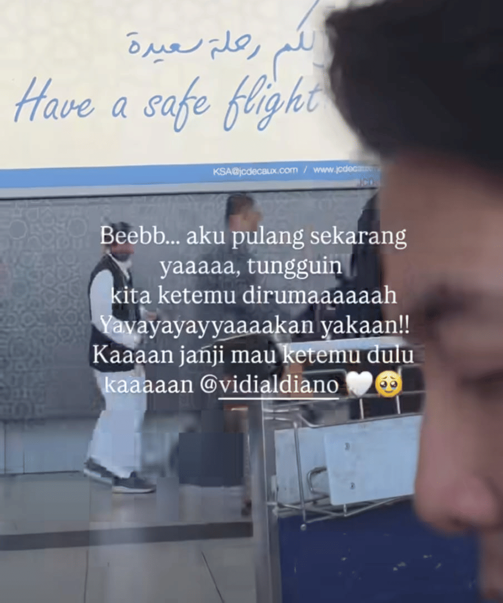 Haru! Yura Yunita Dampingi Vidi Aldiano hingga ke Liang Lahat