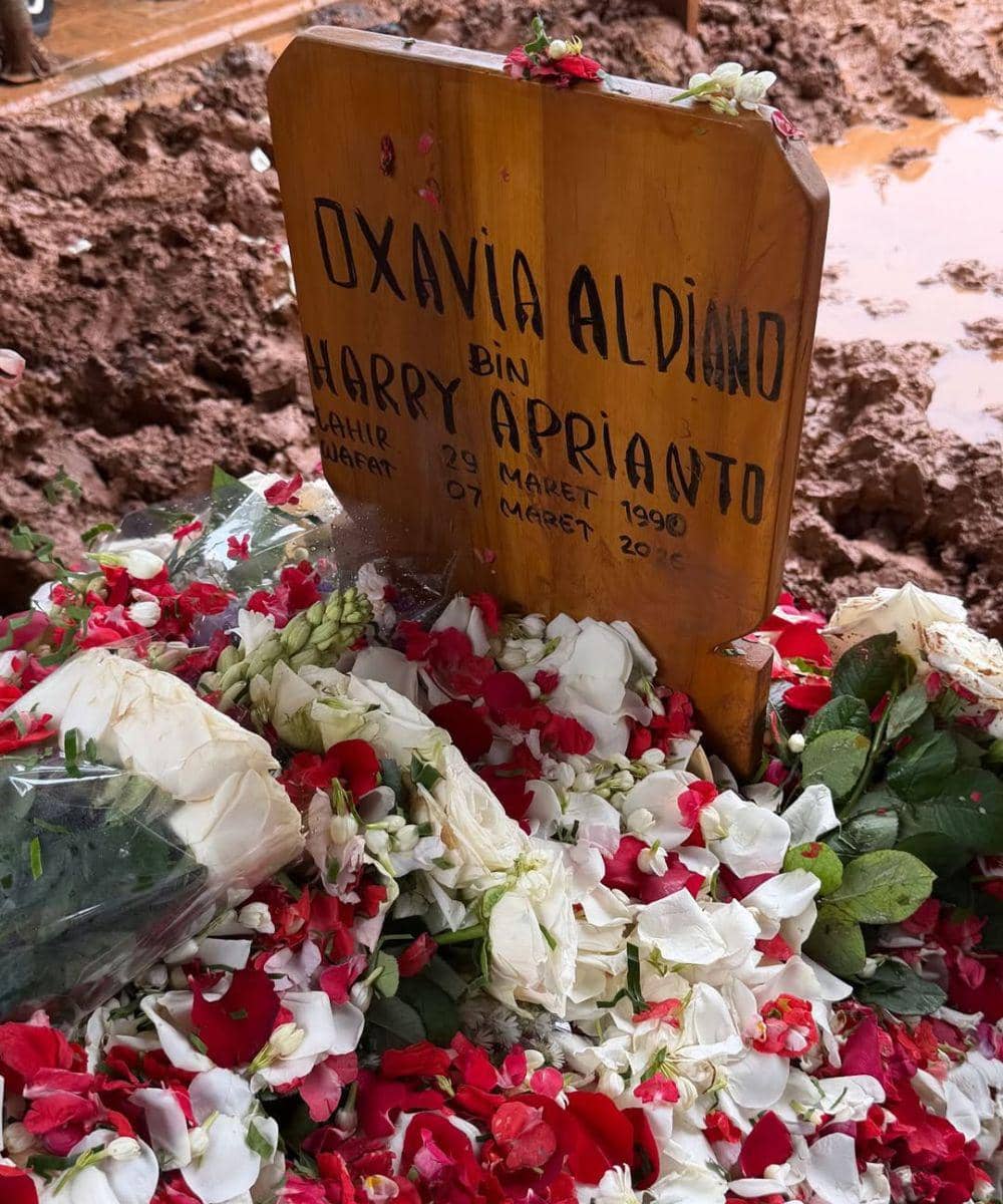 Vidi Aldiano meninggal dunia