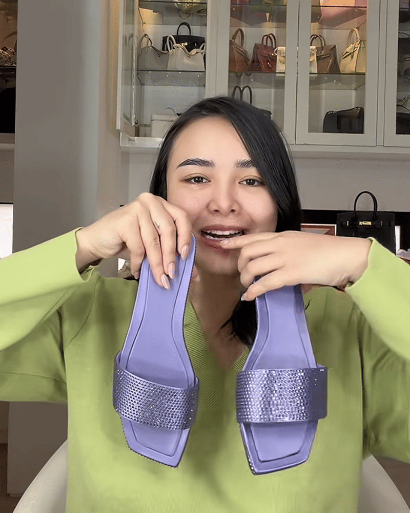 sepatu amanda manopo babymoon (2).png