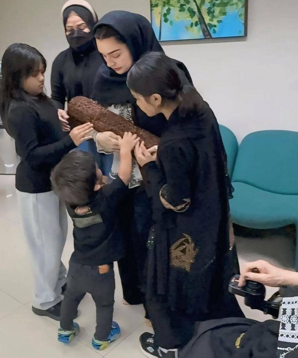 Instagram.com/nourahsheivirah