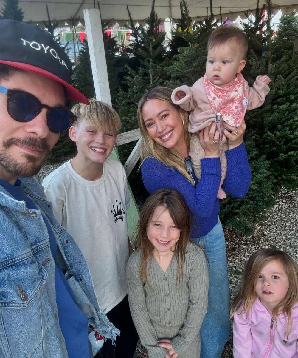 Hillary Duff Ceritakan Masa Menyusui Anaknya Akui Terlalu Perfeksionis 