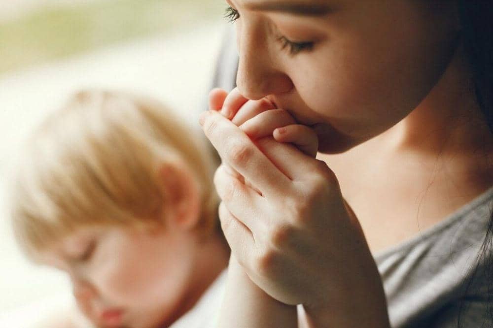 7 Doa Mustajab untuk Anak Jelang Subuh, Doakan Ini ke Anak!