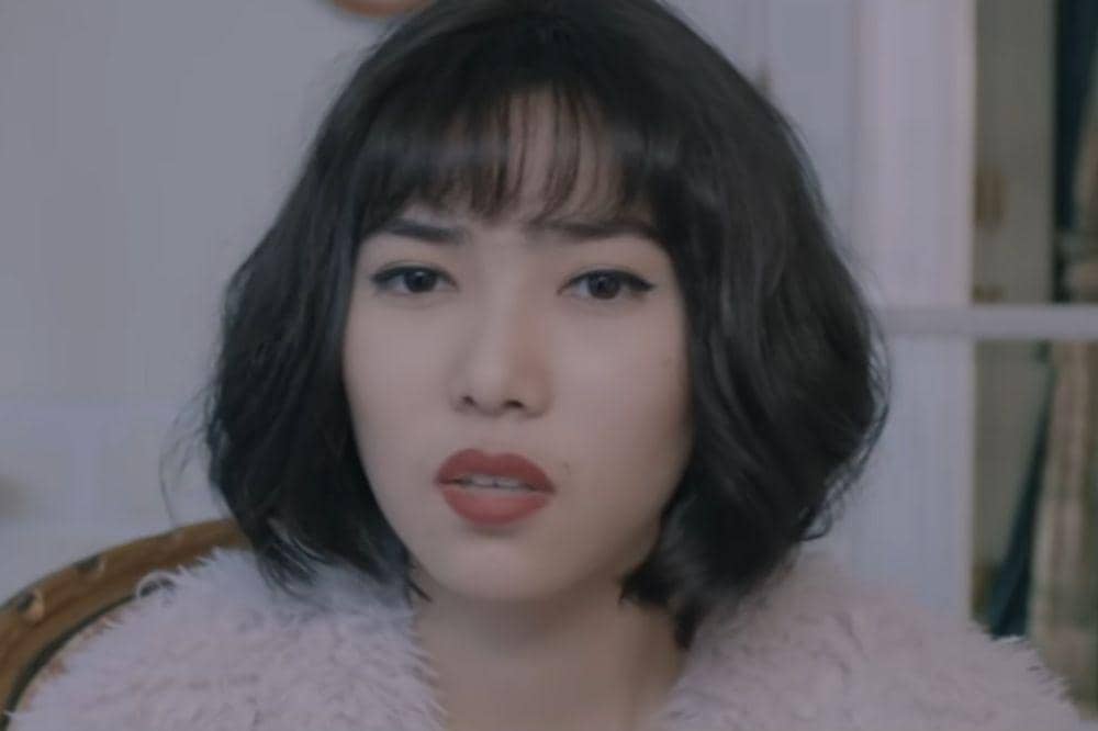 transformasi gaya isyana sarasvati