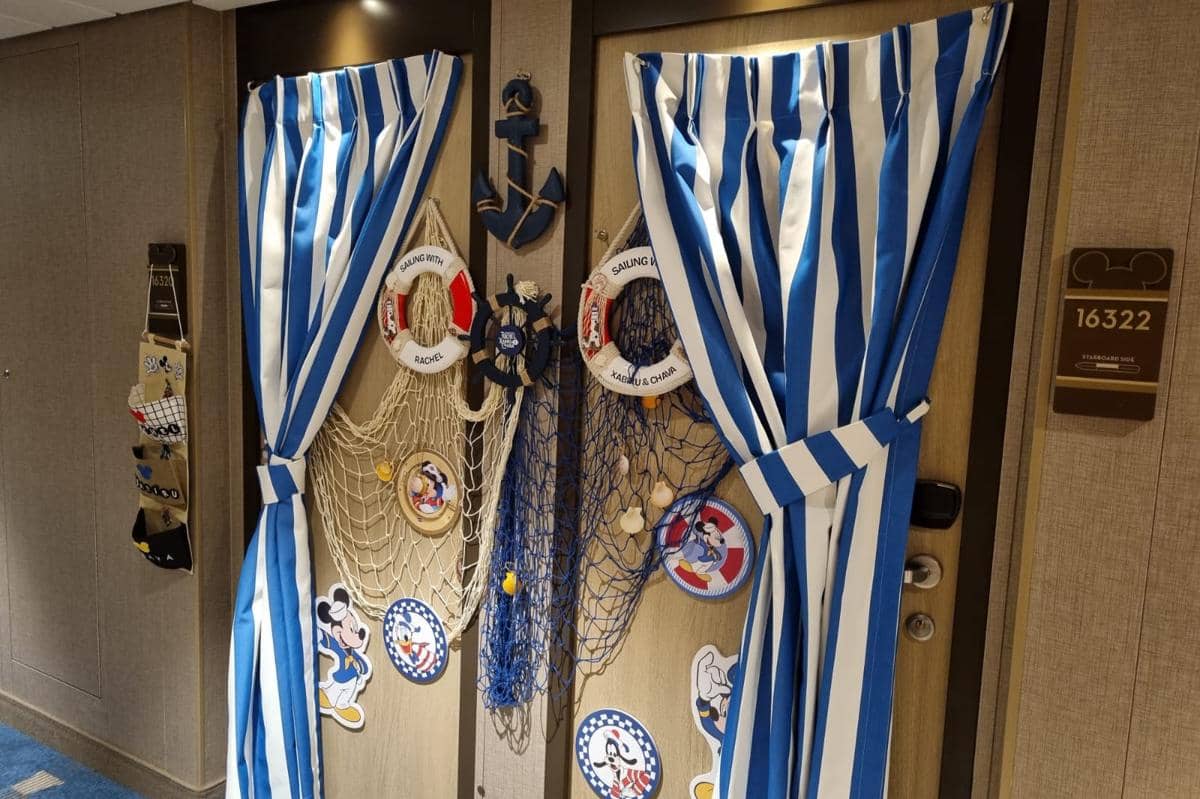 istilah kapal pesiar disney cruise