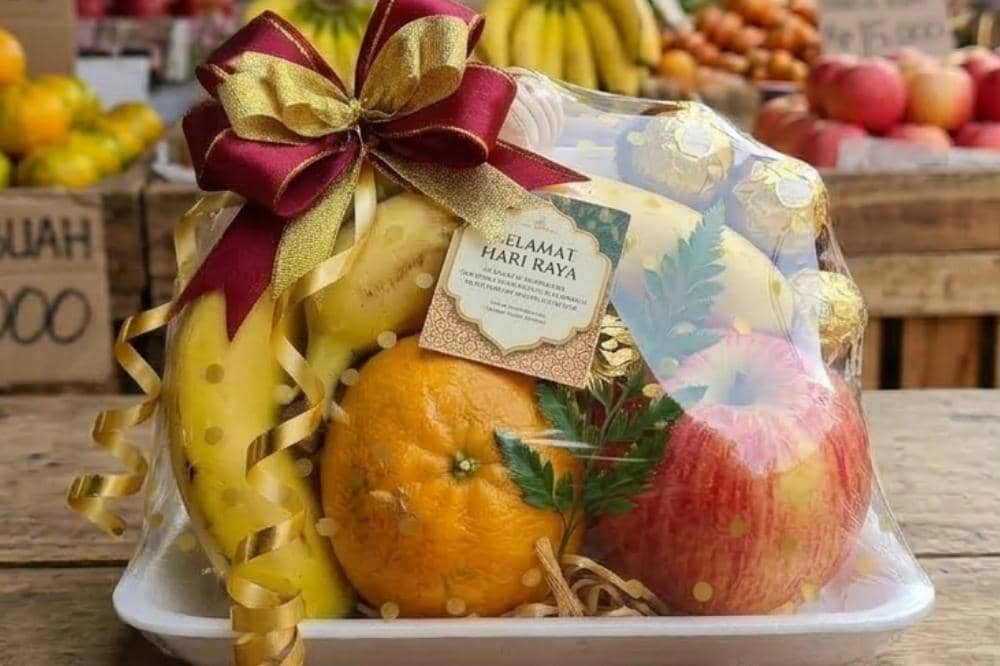 7 Contoh Parcel Buah Mini Estetik yang Bikin Bingkisan Makin Spesial_20260311_203806_0004.jpg