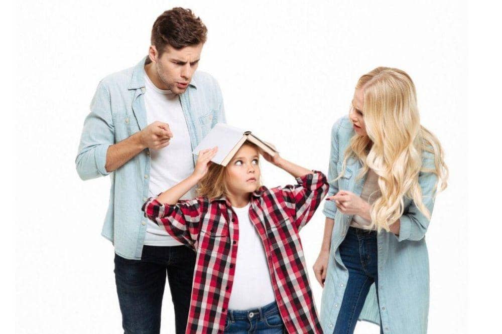 Anak dan orangtua bertengkar