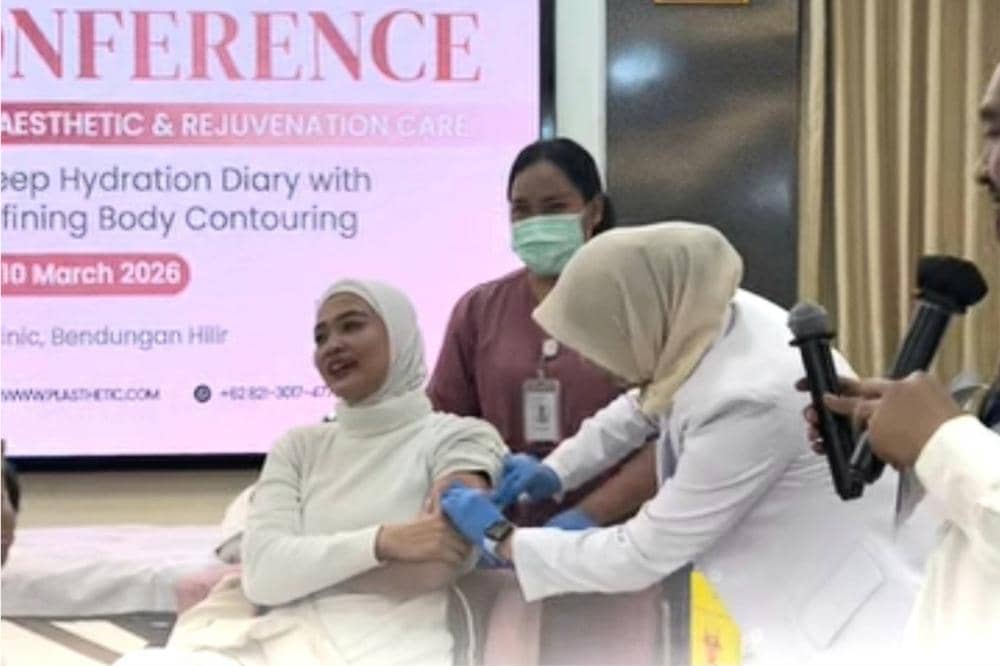 Salah satu treatment Plasthetic Clinic