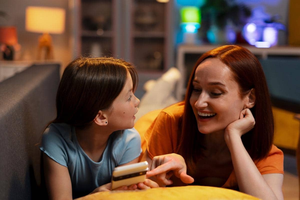 15 Pertanyaan Deepk Talk Menarik, Bantu Anak Suka Bercerita