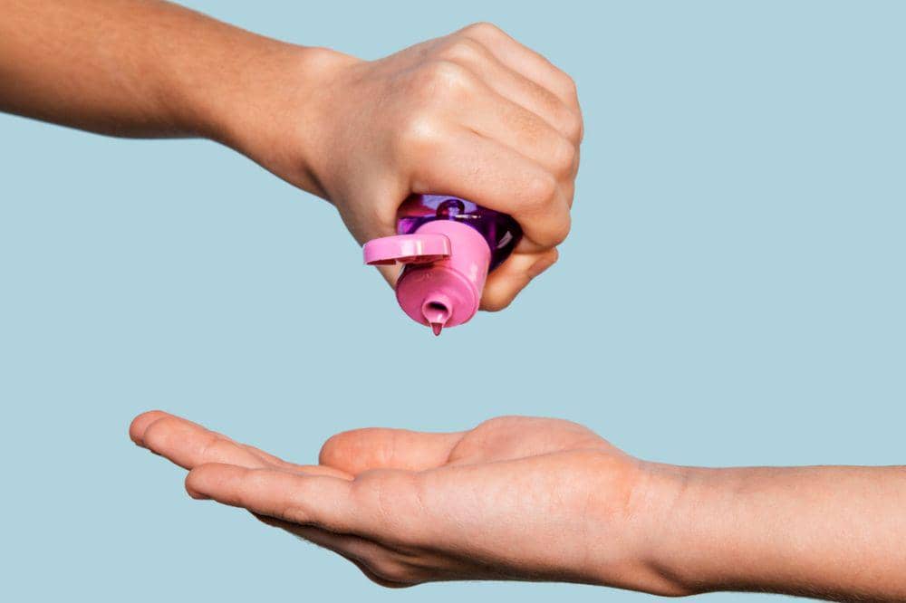 Efek Samping Menggunakan Pelumas saat Berhubungan Intim