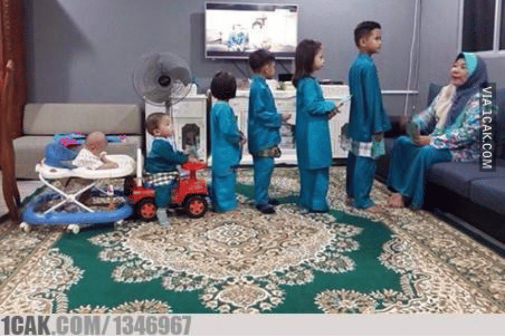 10 Meme Minta THR yang Kocak dan Relate Jelang Lebaran (8).png