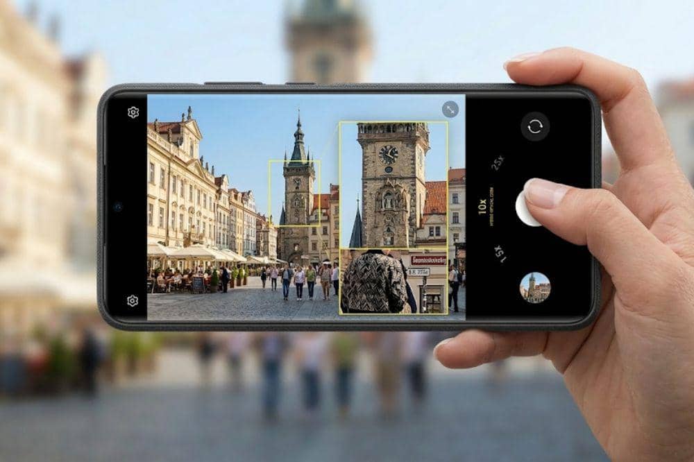 Kamera Canggih dan AI Jadi Senjata Baru Smartphone Asal Tiongkok