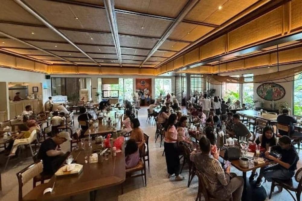 8 Rumah Makan Sunda di Jakarta Selatan, Lalapan dan Sambalnya Juara!_20260312_073701_0002.jpg